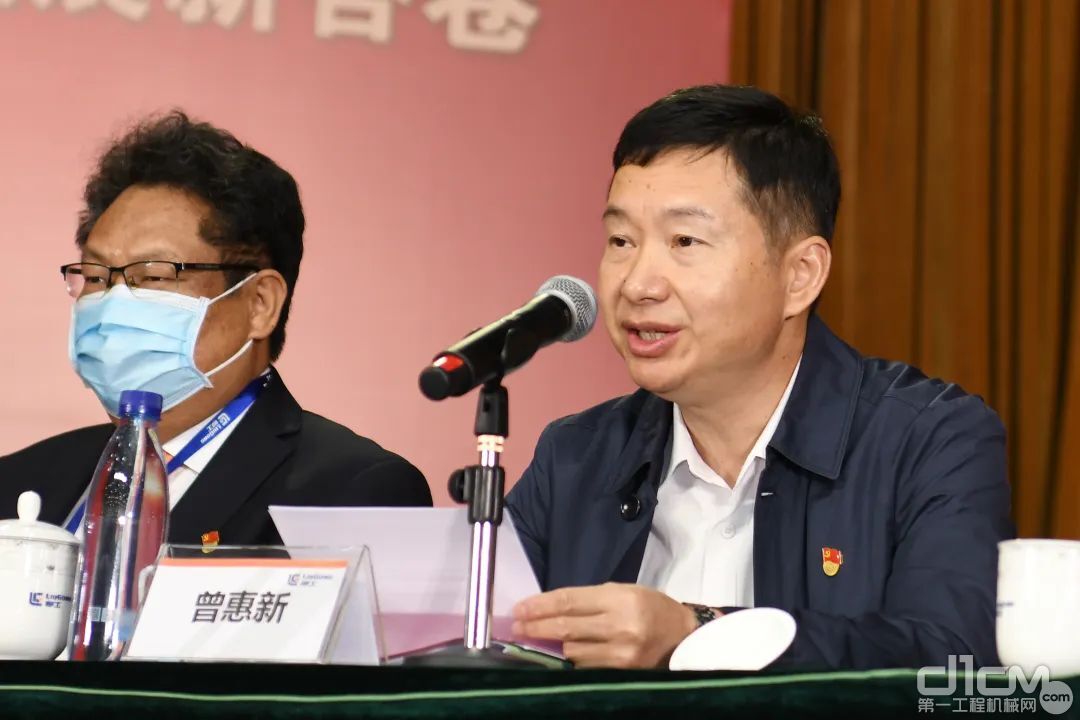 柳州市国资委党委副书记、副主任曾惠新