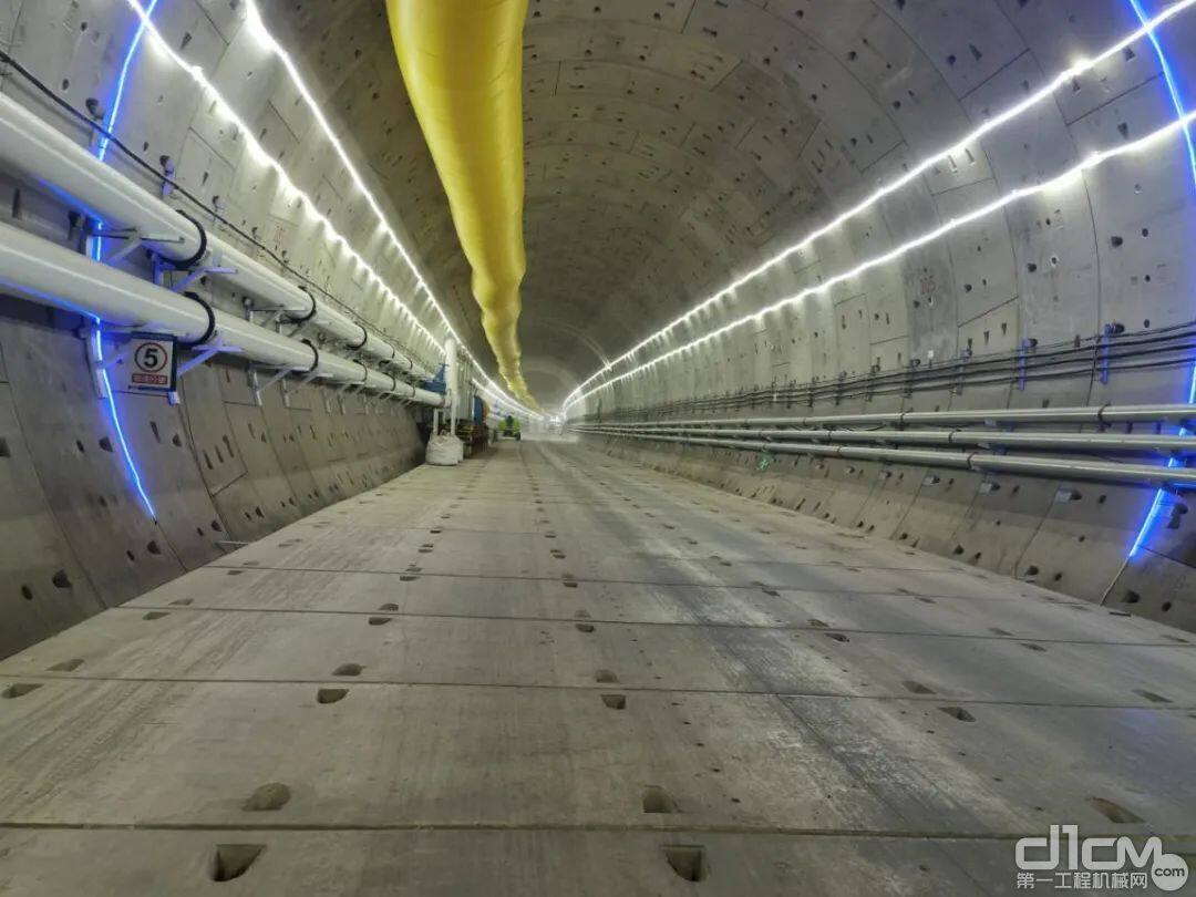 “虹浦号”掘进成型的隧道