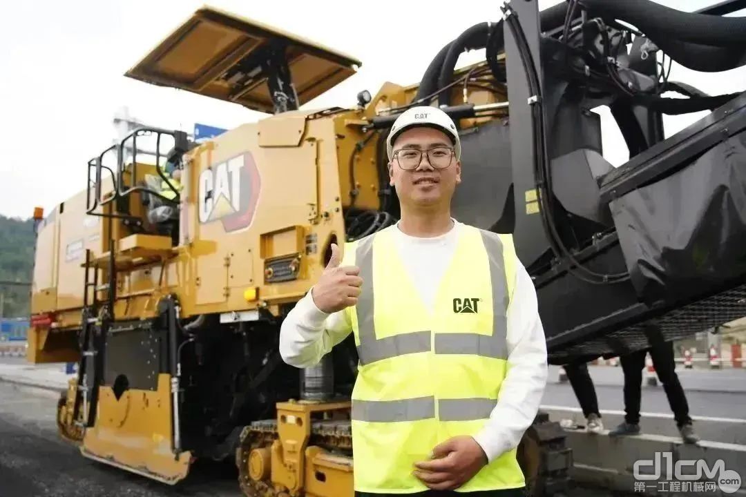 杭州禾源机械设备负责人郭祥对Cat®（卡特）PM620铣刨机的性能给予了高度评价