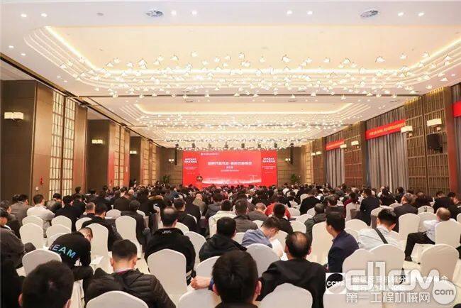 中国工程机械协会建筑起重机械分会年会现场