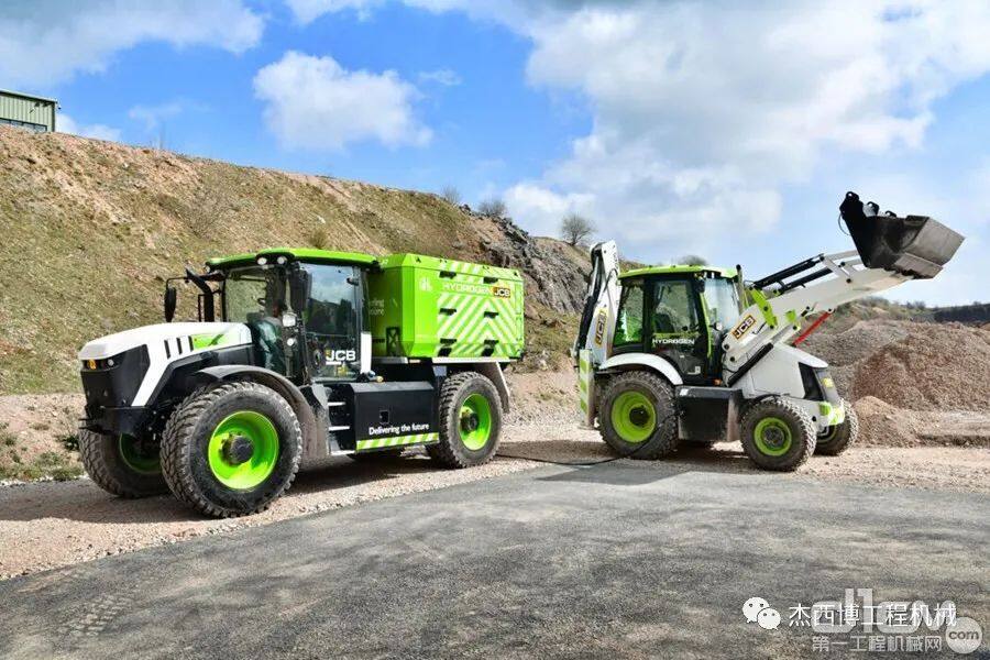 JCB氢内燃机已经列装挖掘装载机和LOADALL伸缩臂叉装车