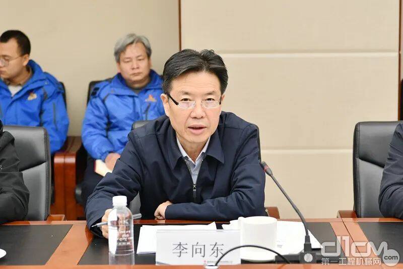 陕煤集团党委委员、工会主席李向东