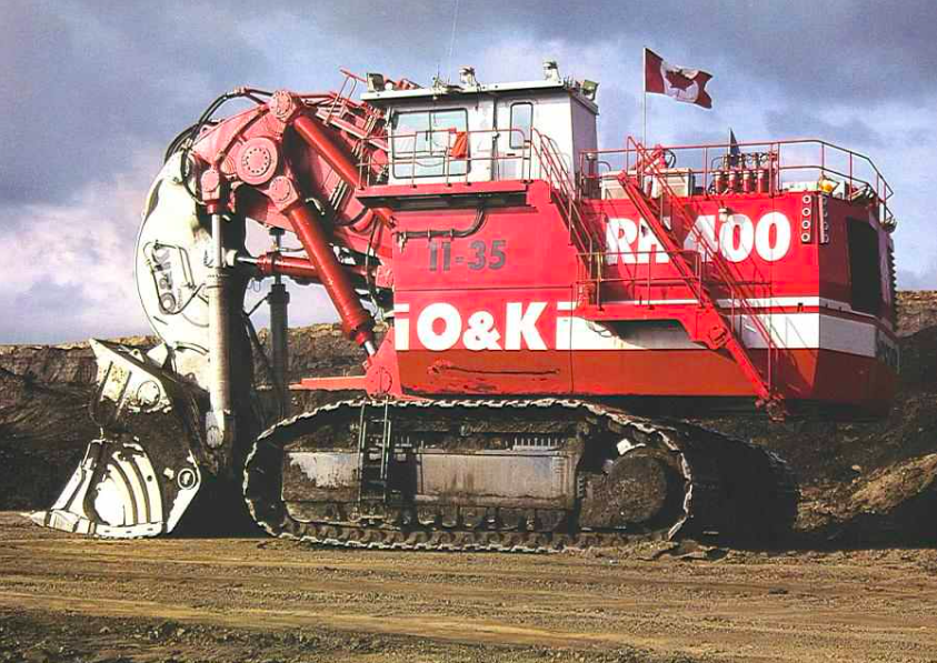pg电子官网：巨型挖掘机系列之CAT 60906120：双雄驾到刷新全球最大液压挖掘机纪录！(图1)