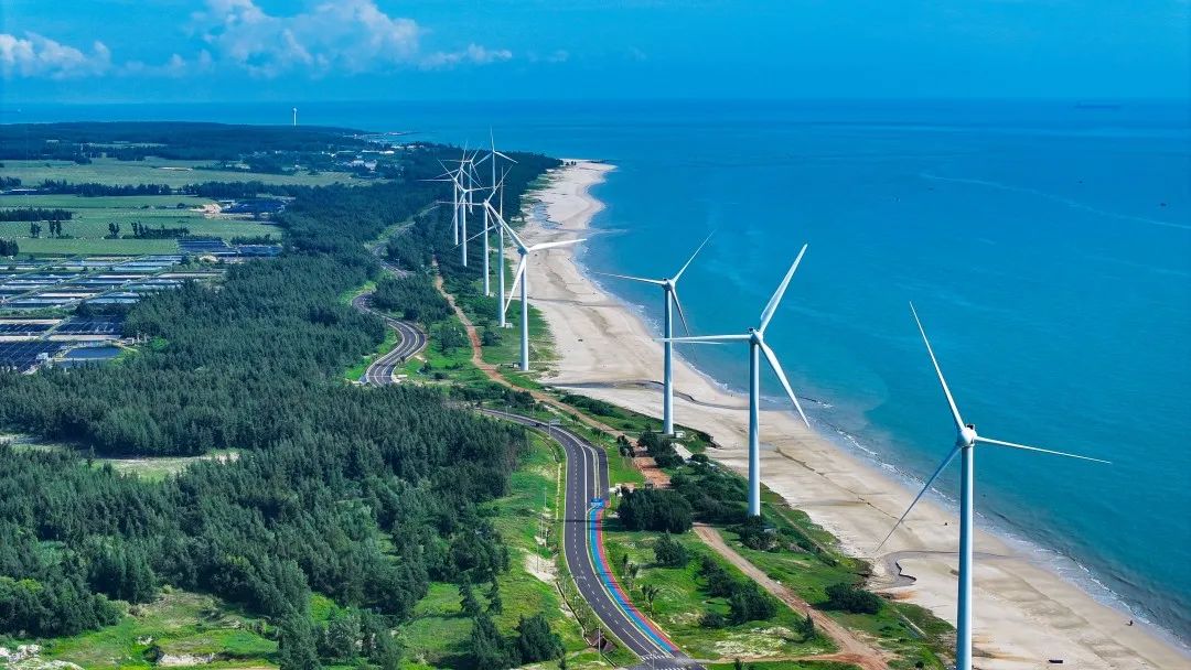 海南环岛旅游公路风车海岸