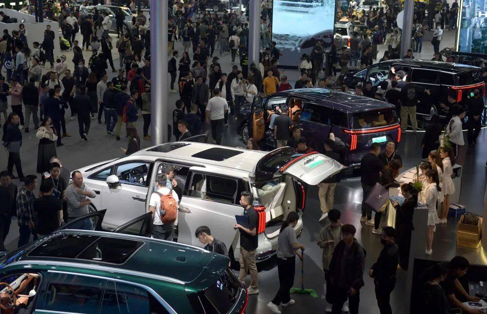 11月17日，2023第21届广州国内汽车展览会在广州开幕