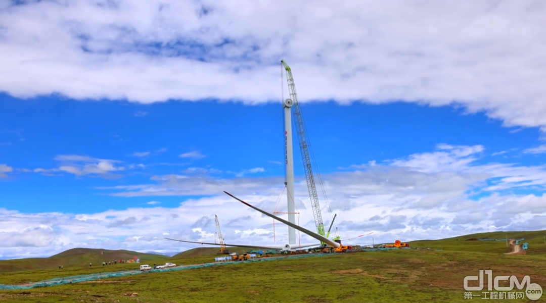 中联重科起重机助建世界超高海拔地区最大风电场