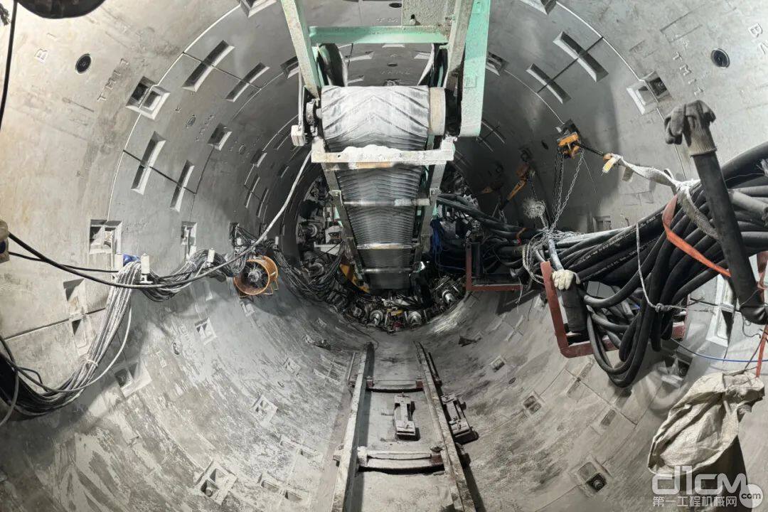 富川电缆隧道项目“中铁1264号”顺利始发