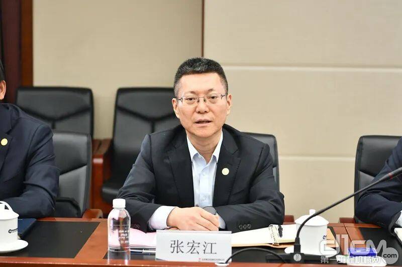 陕西交控市政路桥集团有限公司党委副书记、总经理张宏江
