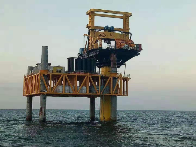 中交天和自主研发的世界首台大直径海洋嵌岩钻机