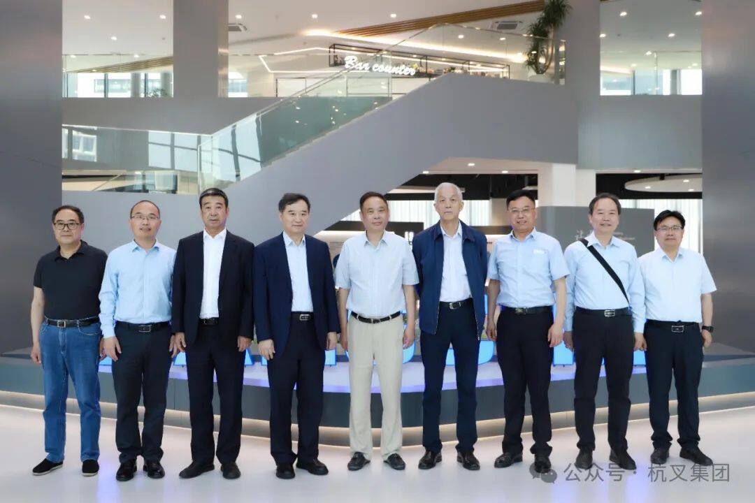 中国工程机械工业协会苏子孟会长一行走访调研杭叉集团