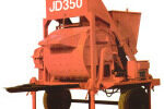 银锚建机JD500混凝土搅拌机整体外观