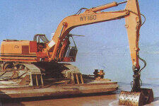 邦立重机WY160船用挖掘机施工现场28032