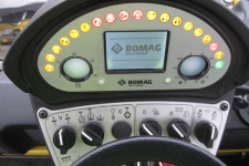 宝马格BW151AC-5双钢轮压路机局部细节35221