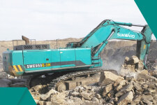 山河智能SWE950E-3H大型挖掘机施工现场全部图片