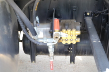 雷萨重机BJ5350THB-XF（L10 50米）泵车局部细节55721
