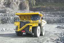 小松HD785-7非公路矿用自卸卡车施工现场9113