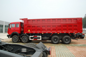 北奔NG80B系列重卡 270马力 8X4自卸车(ND33101D37J)