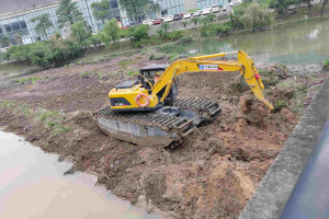 玉柴YC135S湿地挖掘机图片集