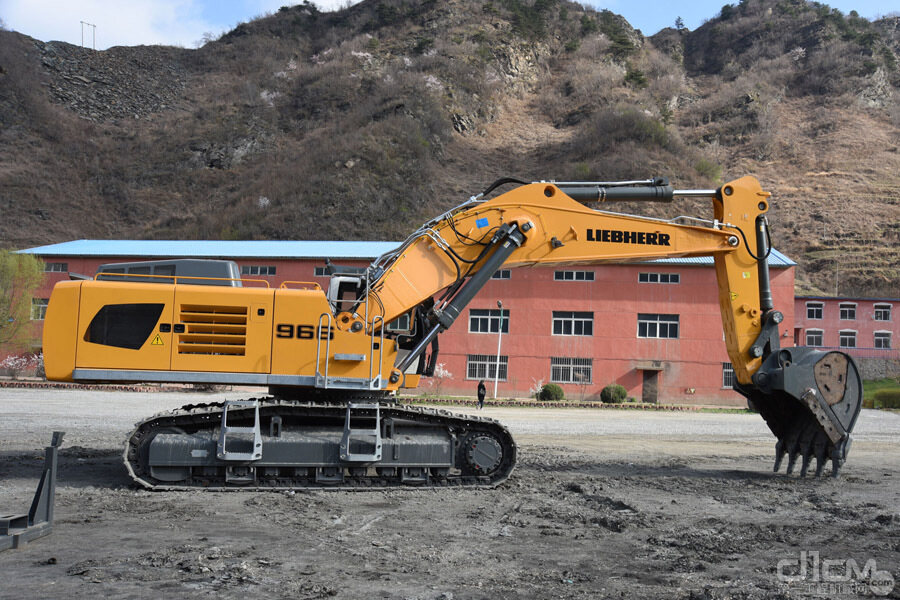 【利勃海尔r 966履带挖掘机图片大全】-第一工程机械网