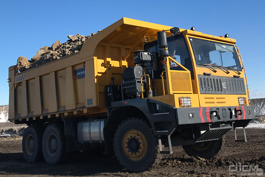 柳工dw90a非公路卡车