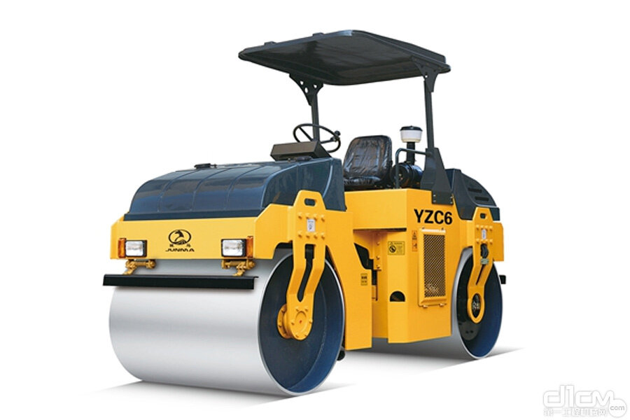 骏马YZC6双钢轮压路机
