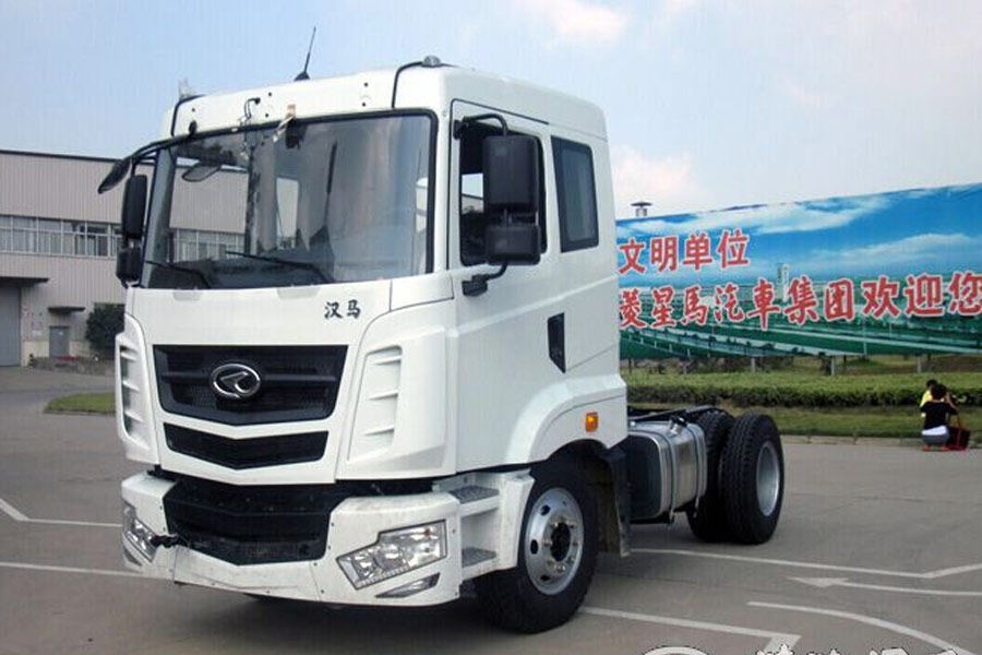 汉马HN4140H22C4M4牵引车