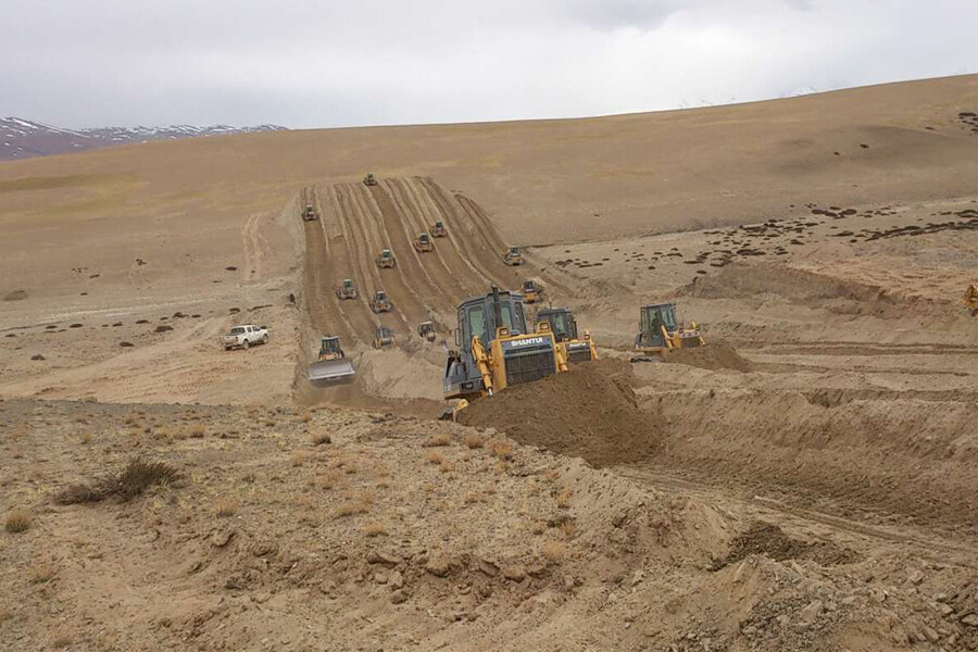 山推SD42-3标准型推土机图片集