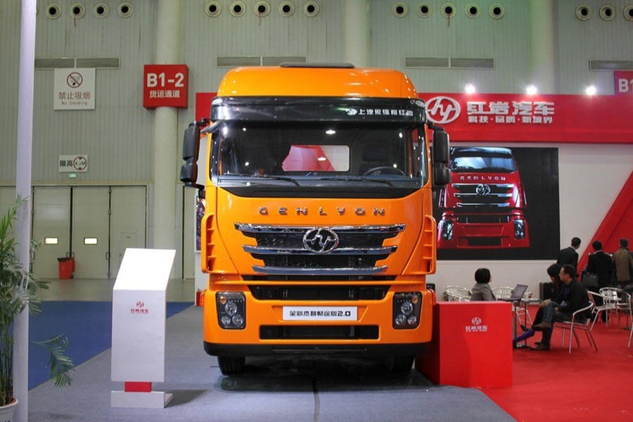 红岩杰狮C100重卡 480马力 6X4 牵引车(CQ4255HXG334)(畅途版)整体视图33168