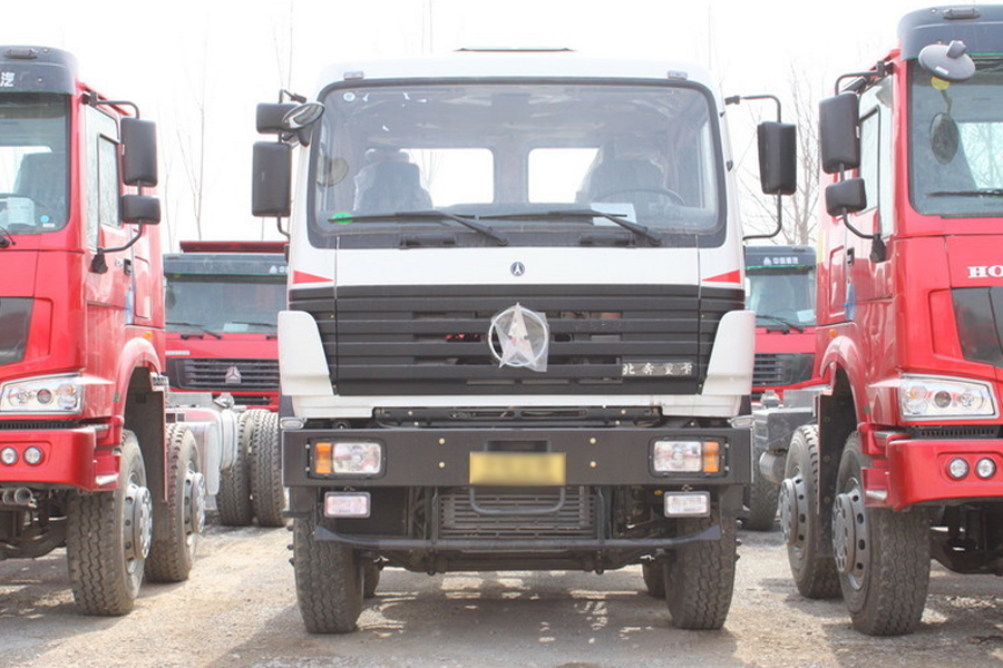 北奔NG80B系列重卡 270马力 8X4自卸车(ND33100D31J)