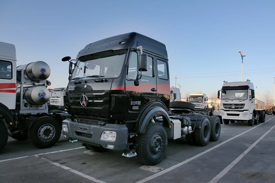 北奔NG80B系列重卡 336马力 6X4 牵引车(ND42507B32J)图片