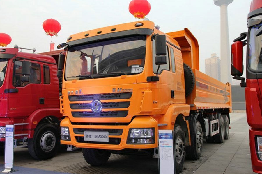 陕汽重卡德龙新M3000 336马力 8X4 7.2米自卸车(SX3316HR366)整体视图39827