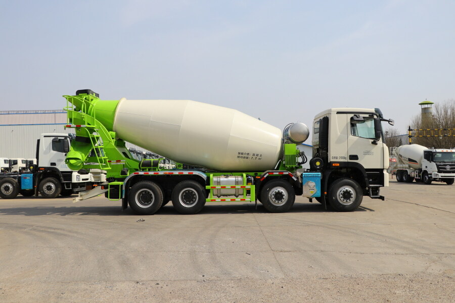 雷萨重机BJ5319GJB-6D（TL408 LNG）搅拌车整体视图55288