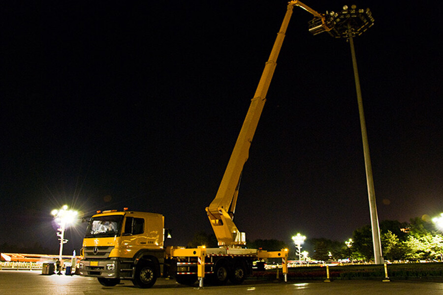 海伦哲XHZ5062JGKQ6庆铃19.2m混合臂高空作业车施工现场视图59613