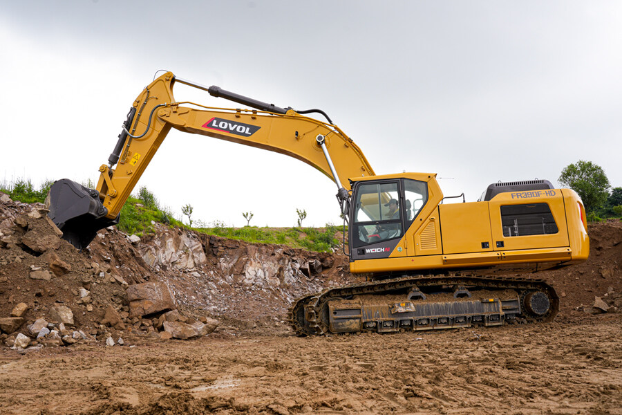 雷沃重工FR390F-HD液压挖掘机整体视图66163