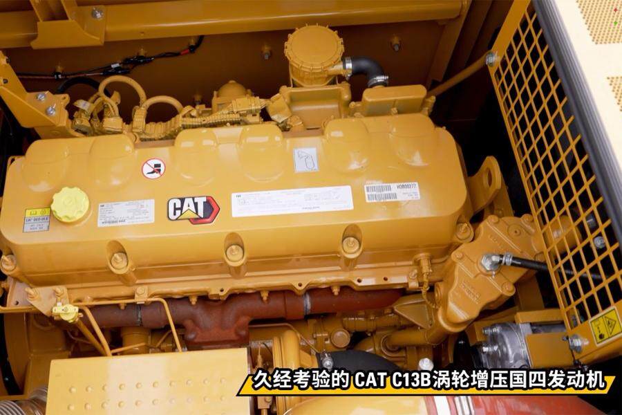 卡特彼勒新一代CAT®355 液压挖掘机局部视图67344