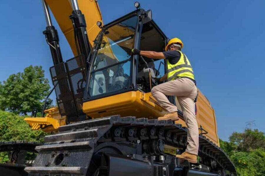 新款国四CAT®355 液压挖掘机