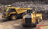 小松WA600-8 矿用轮式装载机与小松HD605-8矿用自卸车工作