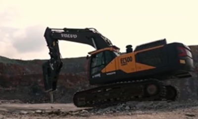 沃尔沃EC500大型挖掘机（破碎锤版）耀然登场