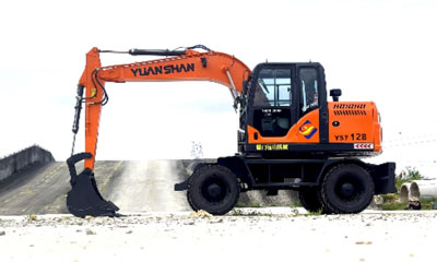 土方“战神”远山机械YS 7128轮式挖掘机